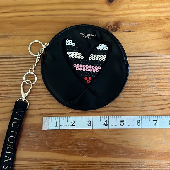 Set of two Victoria’s Secret wallet and wristlet, NWOT - Picture 5 of 6